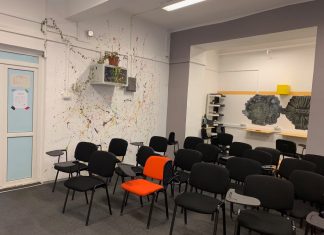 Colegiul ”Spiru Haret”. Clasa în care orele se țin altfel: ”Elevii sunt mai relaxați, discuțiile mai naturale”
