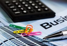 Educația financiară, proiect-pilot lansat în 10 școli din Cluj: ”Niciodată oamenii nu ştiu pe ce îşi dau banii”