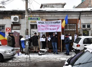 Ministerul Educației, acuzat că mușamalizează abuzurile din școlile bucureștene