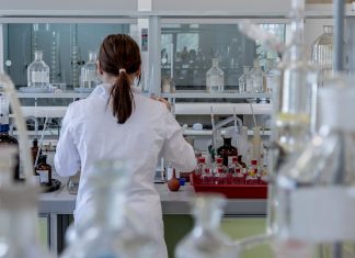 România, pe ultimul loc în UE la cheltuielile pentru cercetare și dezvoltare