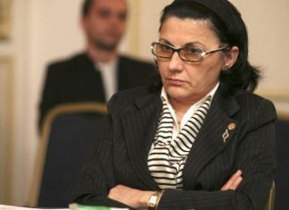Ministrul Educației: ”Părinții presează extraordinar pe școlile bune. Avem clase cu 36-38 de elevi”