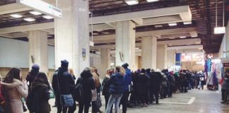 Cozi imense pentru abonamente reduse la Metrou. Ce solicită elevii bucureșteni