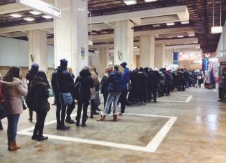 Cozi imense pentru abonamente reduse la Metrou. Ce solicită elevii bucureșteni