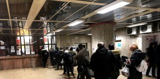 Aglomerație la casele speciale de bilete de la Metrou. Studenții cer Ministerului Transporturilor să ia măsuri