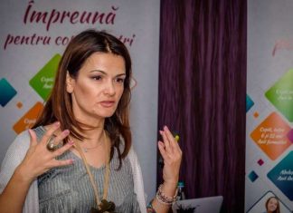 Oana Moraru: ”Golanii ăștia din primărie nu sunt doar obraznici și aroganți. Au, iată, și o mămică bună”
