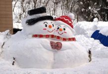 Concurs inedit la o școală din Iași. Elevii, provocați la joacă, distracție și cel mai frumos om de zăpadă