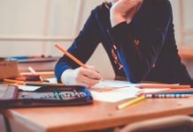 Cazul profesoarei de engleză din Cluj: ”Susținerea oamenilor m-a făcut să cred că nu suntem o societate pierdută”