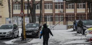 Elevii merg luni la școală. Ministrul Educației: Se încheie situaţiile şcolare şi nu putem bulversa încheierea semestrului