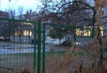 Campanie pentru igiena în școli, lansată de elevii din Timiș. Imagini din toaletele unor licee FOTO