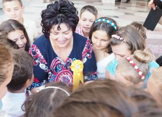 Învățătoarea din Bacău care a creat un orar personalizat pentru elevii săi: ”Cred în învățarea bazată pe bucurie mai mult decât în orice altă strategie”