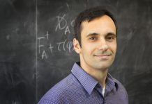 Profesorul român Ciprian Manolescu a câștigat prestigiosul premiu Moore pentru matematică pe 2019