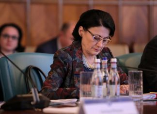 Ministrul Educației: Voi explica la CNCD că declaraţia mea vorbea de profesorii de sprijin, nu de segregarea copiilor