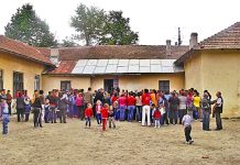 Bugetul Educației: 65 de milioane lei pentru dotarea cu containere a școlilor cu toaleta în curte