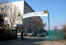 Protest la Colegiul ”Spiru Haret” din Ploiești unde a fost înjunghiată profesoara de matematică
