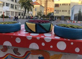 Cum au schimbat elevii școala la ora de Arhitectură: Clasa în aer liber sau Ceainărie înăuntru și afară