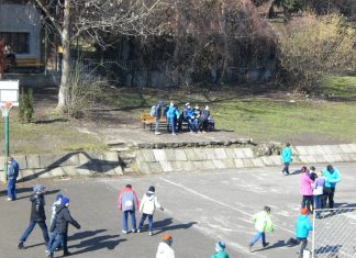 Sistem de identificare a elevilor care abandonează școala, implementat la Cluj