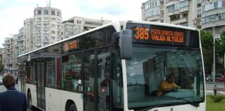 Elevii bucureșteni vor circula gratuit cu mijloacele de transport în comun, începând de luni
