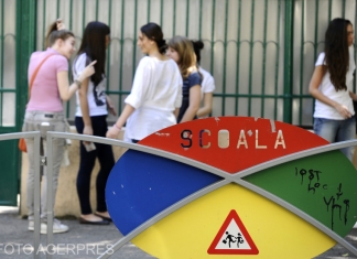 Simularea Evaluării Naționale. Mama unui elev de clasa a VII-a: ”Copiii sunt extrem de adaptabili, părinții și profesorii sunt mai tensionați”