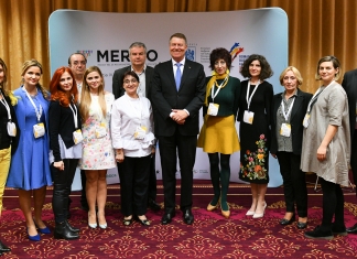 GALA MERITO 2019. Iohannis: ”Dascălii cu performanțe trebuie răsplătiți, cei care nu fac cinste profesiei să părăsească sistemul de educație”