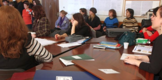 Proiect: Salarii majorate pentru profesorii din învățământul special, sporuri de solicitare psihică de 10% pentru tot personalul didactic