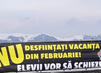 Banner împotriva desființării vacanței elevilor din luna februarie, afișat în stațiunea Straja