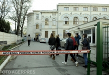 O elevă a Colegiului ”Gheorghe Lazăr” din Capitală a murit de meningită. Cursurile, suspendate vineri