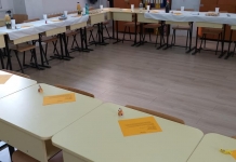 O altfel de ședință cu părinții: Atmosferă de cafenea, discuții relaxate și un moment distractiv