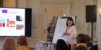 Tehnologia la ore și o educație altfel. Cornelia Melcu: ”Trebuie să ne adaptăm, altfel ne vor scoate elevii din clasă”