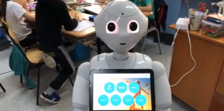 O nouă provocare pentru elevii învățătoarei Claudia Chiru: Robotul Pepper VIDEO