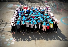 Joc și culoare la o școală din Zalău. Cum au transformat profesorii și părinții curtea școlii într-un spațiu mai prietenos FOTO&VIDEO