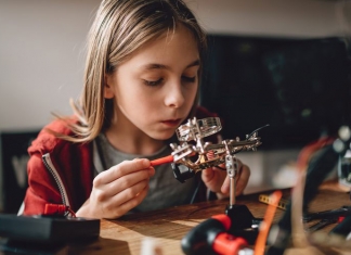 Kidibot Start-Up România, un concurs pentru copiii ”pasionați de viitor” și cărora le place ”să inventeze”