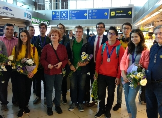 Elevii români, medaliați la Olimpiada Internațională de Fizică din Australia 2019