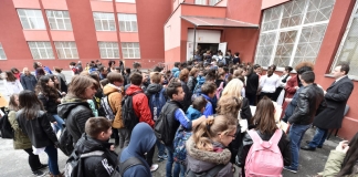 Elevii de clasa a VI-a susțin Evaluarea Națională. Reguli, calendar, modele de subiecte