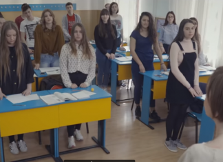 Claudia Chiru, despre clipul ”Fără apărare”: ”Acest scurtmetraj nu mă reprezintă. Când intru în clasă, nu se ridică nici tata-mare în picioare”