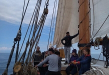 Experiența trăită de șase elevi din Oradea şi profesoara lor, într-o expediție pe mare cu un vas vechi de 120 de ani