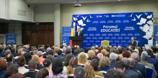 Iohannis: Dascălilor li se cer tot felul de verzi și uscate, prostii peste prostii… O reformă nu se poate face într-un an, doi sau trei. Trebuie să existe predictibilitate