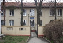 Un fost elev din Olt a dat în judecată liceul la care a învățat și a câștigat. Ce a obținut