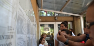 Liceele în care au fost admiși candidații cu media 10. Cei mai mulți sunt la Colegiul Național ”Frații Buzești” Craiova