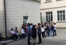 Elev lovit de un jandarm, în timpul examenului de Bacalaureat. Agentul a demisionat