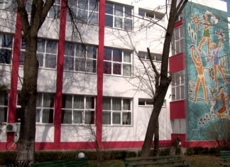Fonduri tăiate de la educație, în București. Reprezentanții elevilor cer primarului general al Capitalei retragerea proiectului