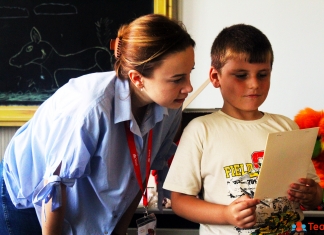 Teach for Romania: Din septembrie, 47 de profesori vor aduce ”învățare și bucurie în clasă” pentru aproape 350 de copii din județul Buzău