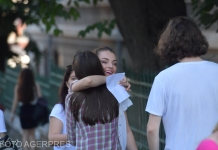 Ministerul Educației: Peste 1.200 de elevi, care au încheiat cu media generală 10 examenele naționale, vor primi stimulente financiare