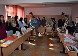 Un altfel de examen la Sibiu: Studenții au gătit în loc să scrie clasicele lucrări de licență