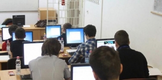 Bacalaureat 2019. Sesiunea de toamnă a continuat cu evaluarea competenţelor digitale