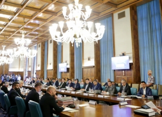 Dăncilă ar merge pe mâna unui tehnocrat la Educație. Ce nume sunt vehiculate pentru funcția de ministru
