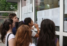 Eleva din Alba care a câştigat în instanţă dreptul de a participa la BAC a luat note peste 9 în sesiunea de toamnă