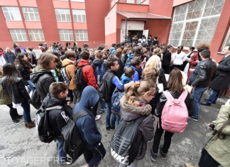 Elevii din București intră în vacanță. Cursurile vor fi reluate luni, 24 februarie, când începe modulul 4 de învățare