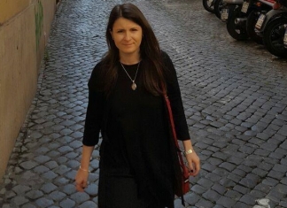 Alexandra Chirea, profesoară la Șincai: ”Ce așteptări am? Să nu mai fim o breaslă lașă, docilă, cu capul plecat… Aștept să nu mai aștept”