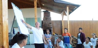 Matematica învățată altfel. Ovidiu Bădescu, profesorul ”emoțiilor”: Dacă este oră în care eu nu aud ”Wow, ce tare”, parcă nu mă simt bine