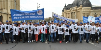 FSLI: Reducerea numărului de ore va duce la concedierea a 25.000 de cadre didactice. Există riscul declanșării unui conflict de amploare